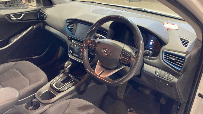 Hyundai IONIQ 1.6 GDi Hybrid Premium 5dr DCT Hybrid Hatchback